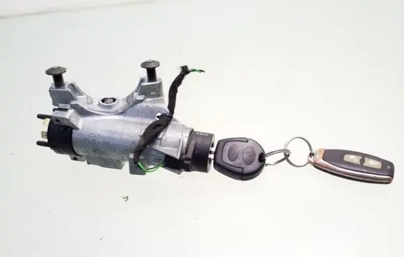 Volkswagen PASSAT B5 Ignition lock 4D0905851E