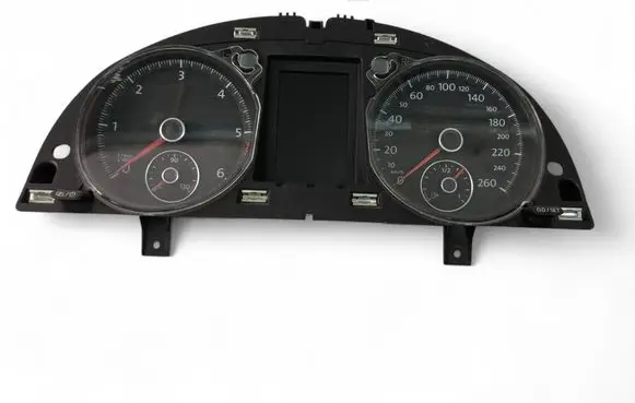 Volkswagen PASSAT B7 Speedometer (instrument cluster) 3AA920870M