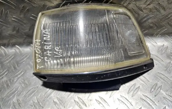 Toyota Camry Front indicator light 3241 7R016341