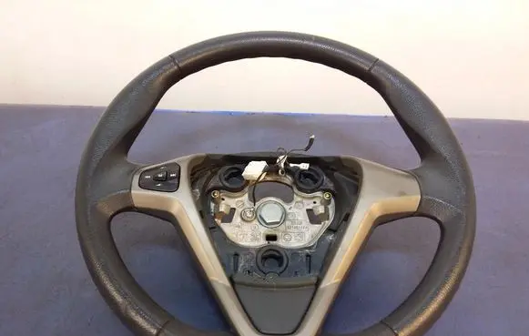 Ford Fiesta Steering wheel 62146117A