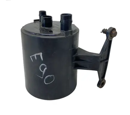 BMW 3 E90 E91 Active carbon filter fuel vapour canister 17204253 676404403 6764044