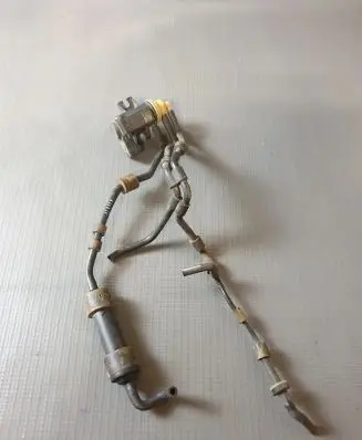 Volkswagen Golf VII Vacuum valve 1K0906627B 03G129808C