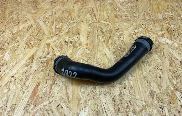 Mercedes-Benz C W205 Engine coolant pipe/hose A2575010300