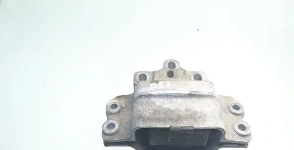 Volkswagen PASSAT B6 Engine mount bracket 3C0199555AA