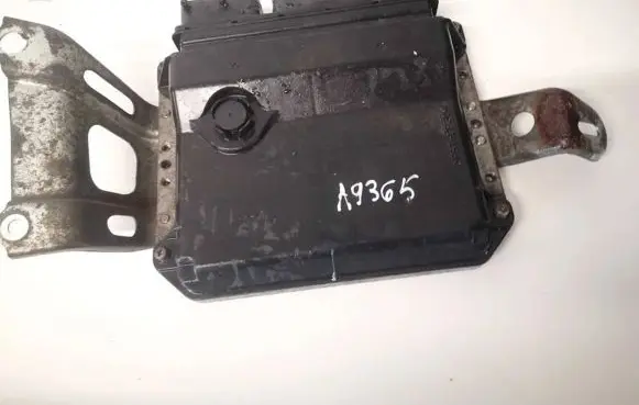 Toyota Yaris Engine control unit/module 896610d310 89661-0d310
