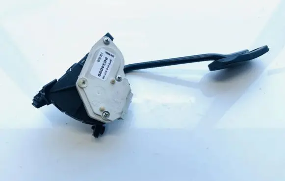Volvo XC90 Accelerator throttle pedal 8634699 6pv008537
