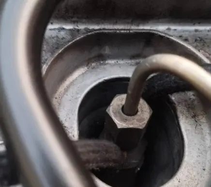 Mercedes-Benz E W210 Fuel injector
