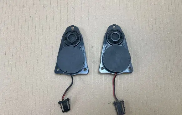 Volkswagen Transporter - Caravelle T5 Panel speaker 7H0035411D