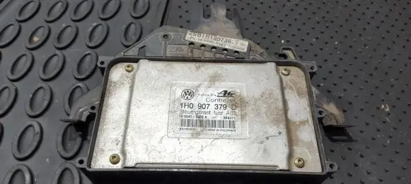 Volkswagen Golf III Engine control unit/module 1h0907379d 10.0941-0322.4