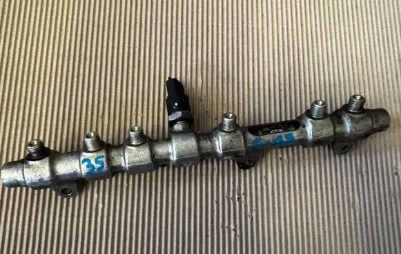 Alfa Romeo 159 Fuel main line pipe 0445215008 0281002405