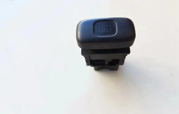 Mitsubishi Galant Windscreen/window heater switch