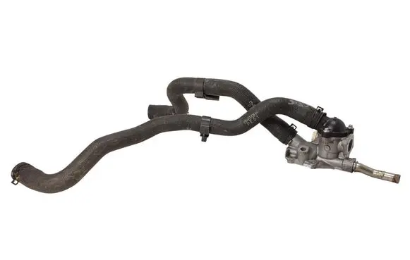 Mazda CX-5 Thermostat housing PE0115172 202510021211