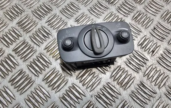 Ford C-MAX II Light switch AV6T13A024AC 10099411