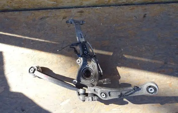 Audi A4 S4 B9 Front wheel hub spindle knuckle 8W0407559