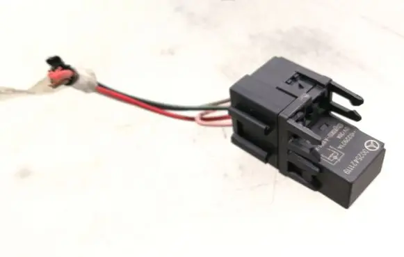 Mercedes-Benz Vaneo W414 Other relay 0025421119