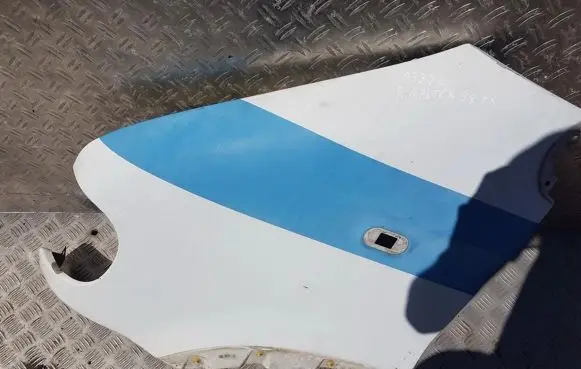 Renault Master II Fender