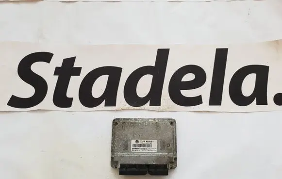 Volkswagen Polo Engine control unit/module 03E906033A 03E906033