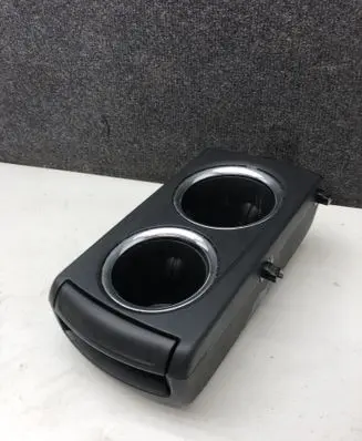 Opel Zafira C Cup holder front 