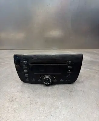 Opel Combo D Radio/CD/DVD/GPS head unit 7355479230 28329058