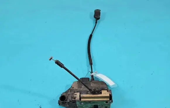 Renault Laguna II Front door lock IMPRK1387591