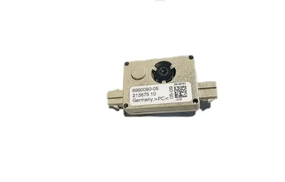 BMW 5 E39 Aerial antenna amplifier 21367510