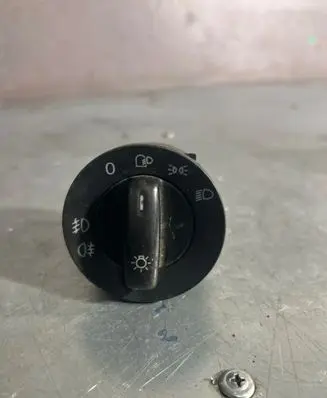 Volkswagen Touran I Light switch 1K0941431A 88622 748500260000
