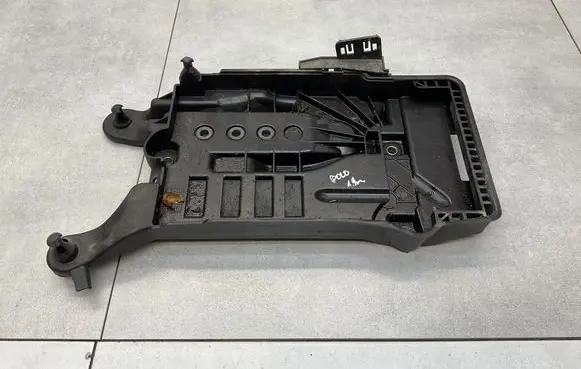 Volkswagen Polo VI Battery tray 2Q0915331