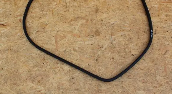 Lexus IS 200-300 Rubber seal rear door 6787253040