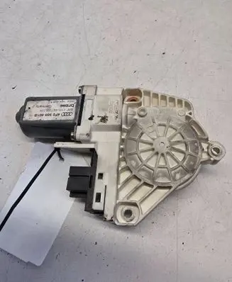 Audi A6 S6 C6 4F Front door window regulator motor 4F0959801B