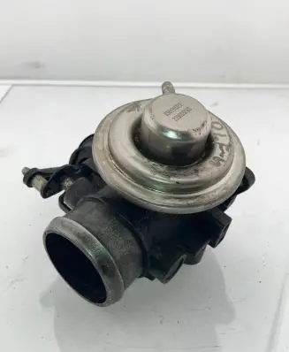Seat Ibiza II (6k) EGR valve 038131501E 329005060