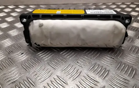 Volkswagen Touran II Passenger airbag 1T0880204G