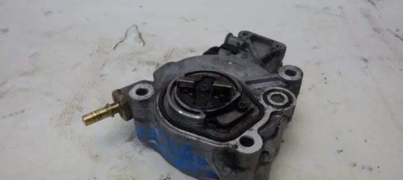 Citroen C-Crosser Vacuum pump