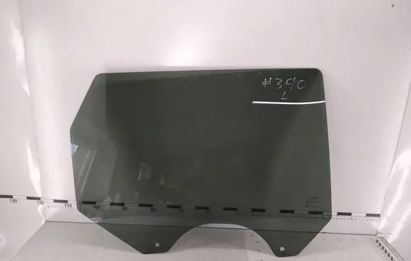 Fiat Freemont Rear side window 43R004589P E000266