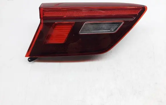 Volkswagen Tiguan Tailgate rear/tail lights 5NA945093F