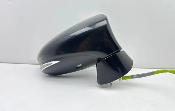 Lexus CT 200H Front door electric wing mirror E13027486