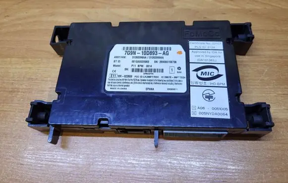 Volvo XC70 Bluetooth control unit module 7G9N10D893AG 31282098AA 31282099AA