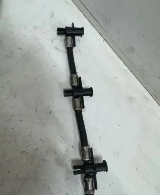 Volkswagen Touareg I Fuel return line/hose 