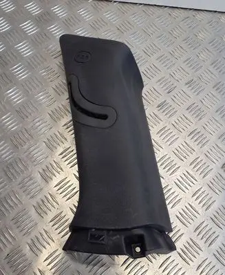 Hyundai Santa Fe (C) pillar trim