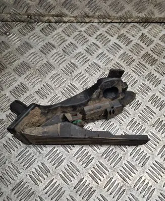 Volkswagen Touran I Accelerator throttle pedal 1T1723503H 6PV00868901