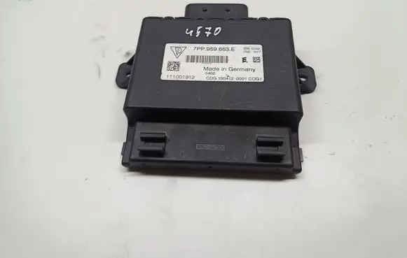 Volkswagen Touareg II Voltage converter/converter module 7PP959663E 111001912