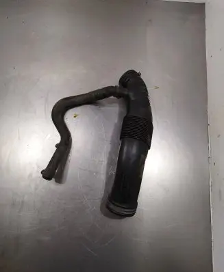 Audi A4 S4 B7 8E 8H Air intake hose/pipe 06b129627ab