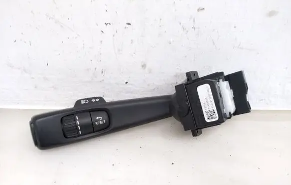 Volvo S60 Indicator stalk 31456045