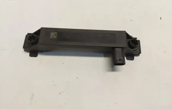 Mercedes-Benz EQA Aerial antenna amplifier A1779050500-JLK01
