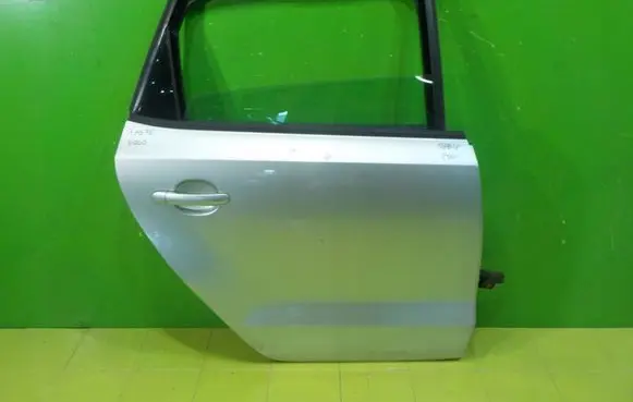 Volkswagen Polo V 6R Rear door 17AB78