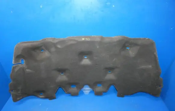 Volvo V40 Engine bonnet/hood sound/heat insulation 