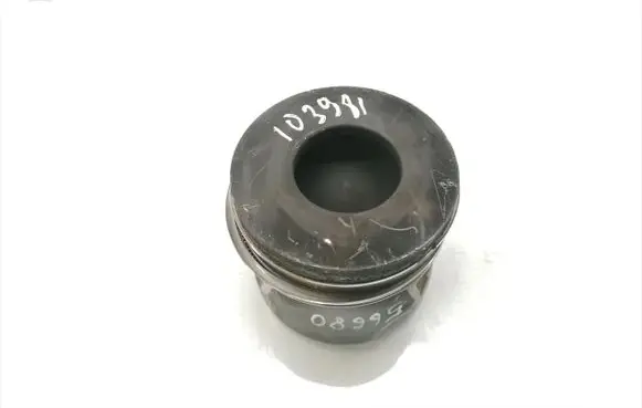 Volkswagen Touran I Piston 