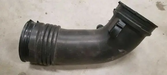 Audi A4 S4 B8 8K Air intake duct part 8T0129599