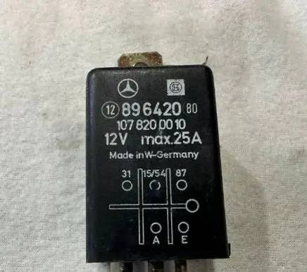 Mercedes-Benz E W124 Other relay 1078200010