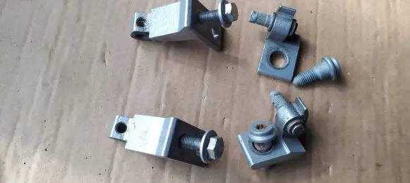 Front door hinge set