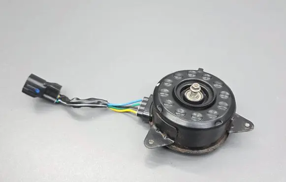 Suzuki Swift II Electric radiator cooling fan 487A592A 13VM1X28